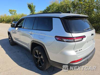 2023 Jeep Grand Cherokee L Altitude - zdjęcie 2 z 25 - miniatura