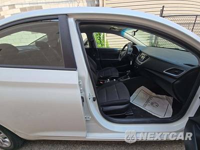 2020 Hyundai Accent SE - zdjęcie 18 z 27 - miniatura