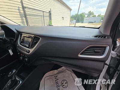 2020 Hyundai Accent SE - zdjęcie 19 z 27 - miniatura
