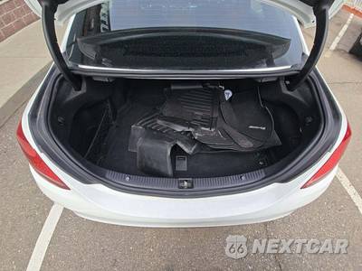 2018 Mercedes-Benz AMG C 43 4MATIC Sedan - zdjęcie 14 z 28 - miniatura