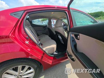 2014 Hyundai Elantra SE Sedan - zdjęcie 13 z 21 - miniatura