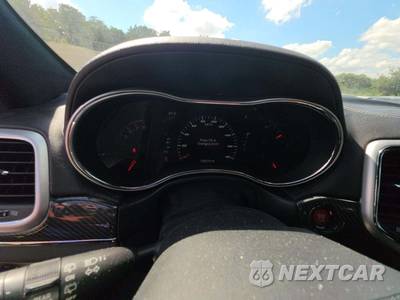 2015 Jeep Grand Cherokee SRT - zdjęcie 6 z 22 - miniatura
