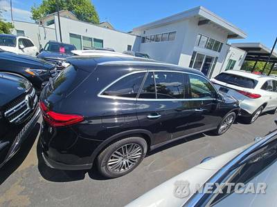 2025 Mercedes-Benz GLC 300 4MATIC - zdjęcie 4 z 20 - miniatura