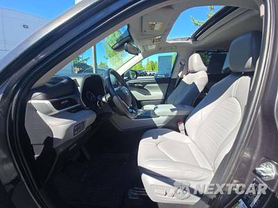 2021 Toyota Highlander XLE - zdjęcie 6 z 24 - miniatura