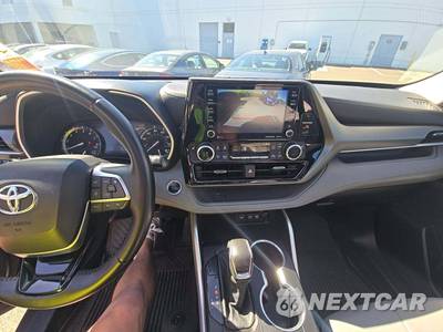 2021 Toyota Highlander XLE - zdjęcie 10 z 24 - miniatura
