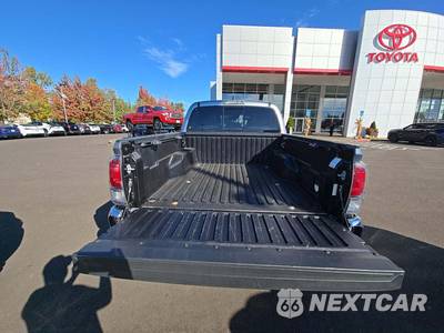 2023 Toyota Tacoma TRD Off-Road Crew Cab Medium Bed - zdjęcie 14 z 22 - miniatura
