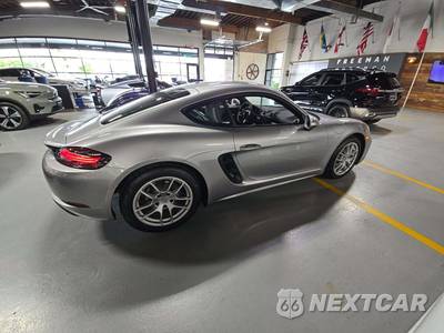 2022 Porsche 718 Cayman - zdjęcie 4 z 19 - miniatura