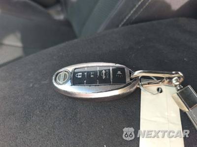2010 Nissan Altima 2.5 S Coupe - zdjęcie 8 z 34 - miniatura