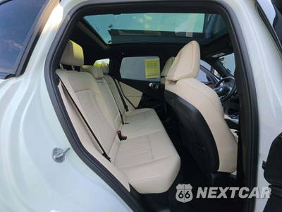 2026 BMW X3 M50 - zdjęcie 16 z 29 - miniatura