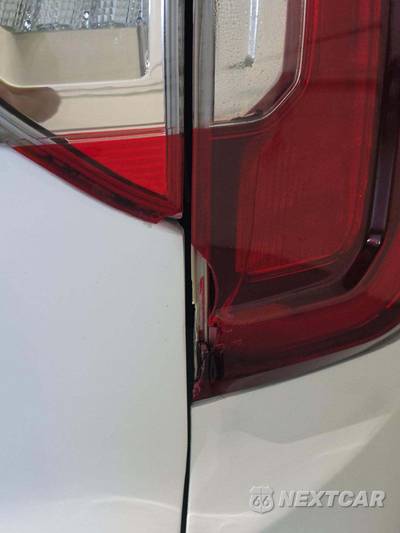 2021 GMC Acadia Denali 5SA - zdjęcie 27 z 30 - miniatura