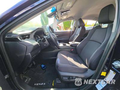 2021 Toyota Venza LE - zdjęcie 6 z 31 - miniatura