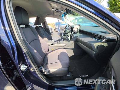 2021 Toyota Venza LE - zdjęcie 18 z 31 - miniatura