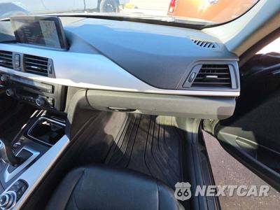2013 BMW 3 Series Sedan 328i xDrive - zdjęcie 19 z 31 - miniatura