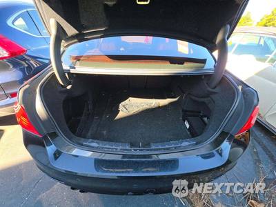 2013 BMW 3 Series Sedan 328i xDrive - zdjęcie 14 z 31 - miniatura