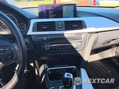 2013 BMW 3 Series Sedan 328i xDrive - zdjęcie 10 z 31 - miniatura