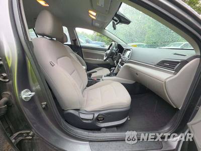 2020 Hyundai Elantra SEL Sedan - zdjęcie 18 z 36 - miniatura