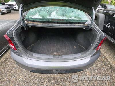 2020 Hyundai Elantra SEL Sedan - zdjęcie 14 z 36 - miniatura