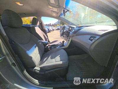 2015 Hyundai Elantra SE Sedan - zdjęcie 18 z 36 - miniatura