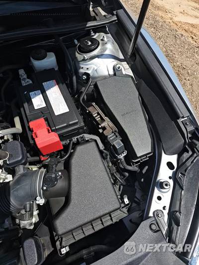 2018 Toyota Camry LE - zdjęcie 24 z 29 - miniatura