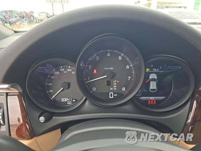 2023 Porsche Macan - zdjęcie 9 z 22 - miniatura
