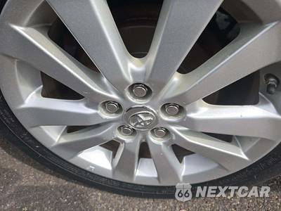 2010 Toyota Corolla S - zdjęcie 30 z 32 - miniatura