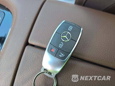2024 Mercedes-Benz GLS 450 4MATIC - zdjęcie 8 z 29 - miniatura