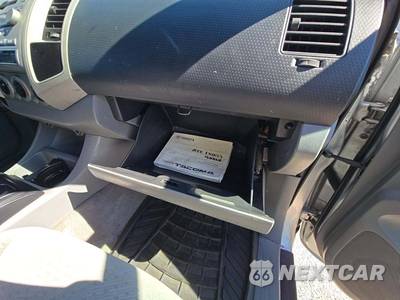 2006 Toyota Tacoma PreRunner Crew Cab Medium Bed - zdjęcie 19 z 43 - miniatura