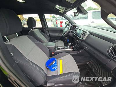 2020 Toyota Tacoma TRD Off-Road Crew Cab Medium Bed - zdjęcie 18 z 22 - miniatura