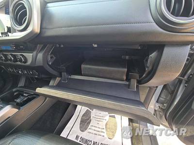 2019 Toyota Tacoma Limited Crew Cab Medium Bed - zdjęcie 19 z 23 - miniatura