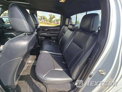 2019 Toyota Tacoma Limited Crew Cab Medium Bed - zdjęcie 13 z 23 - miniatura