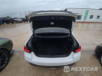 2022 BMW 5 Series Sedan M550i xDrive - zdjęcie 14 z 24 - miniatura