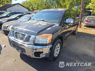 2010 Nissan TITAN SE Crew Cab Short Bed