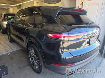 2023 Porsche Cayenne Platinum Edition - zdjęcie 2 z 23 - miniatura