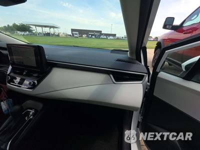 2026 Toyota Corolla LE Sedan - zdjęcie 19 z 30 - miniatura