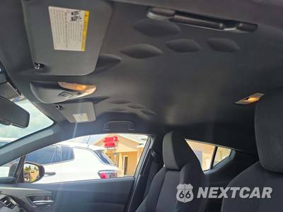 2019 Toyota C-HR XLE - zdjęcie 11 z 25 - miniatura