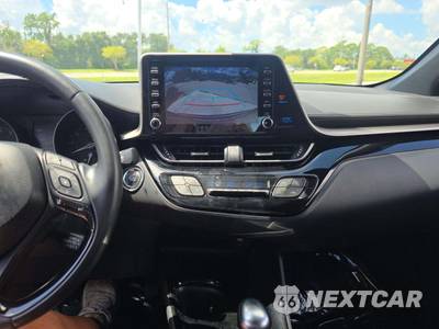 2019 Toyota C-HR XLE - zdjęcie 10 z 25 - miniatura