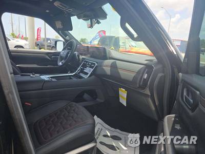 2025 Nissan Armada Platinum Reserve - zdjęcie 19 z 21 - miniatura