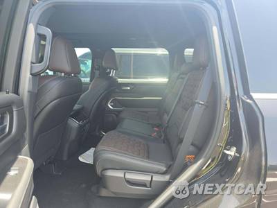 2025 Nissan Armada Platinum Reserve - zdjęcie 13 z 21 - miniatura