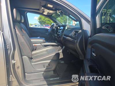 2022 Nissan TITAN XD PRO-4X Crew Cab Medium Bed - zdjęcie 18 z 23 - miniatura