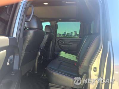 2022 Nissan TITAN XD PRO-4X Crew Cab Medium Bed - zdjęcie 13 z 23 - miniatura