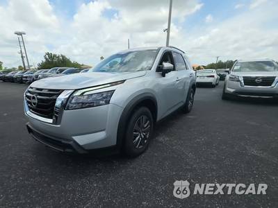 2025 Nissan Pathfinder SV - zdjęcie 1 z 21 - miniatura