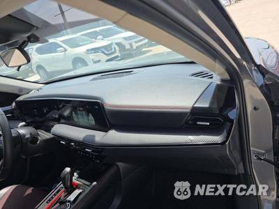 2025 Nissan Kicks SR - zdjęcie 16 z 18 - miniatura