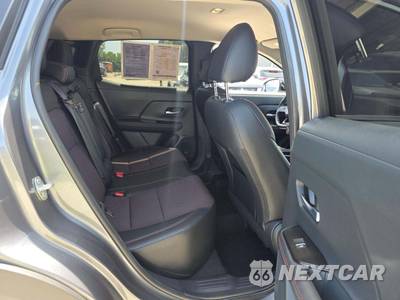 2025 Nissan Kicks SR - zdjęcie 13 z 18 - miniatura