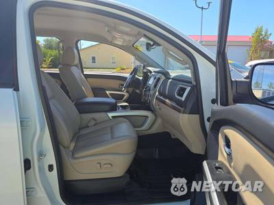 2017 Nissan TITAN SL Crew Cab Short Bed - zdjęcie 15 z 26 - miniatura