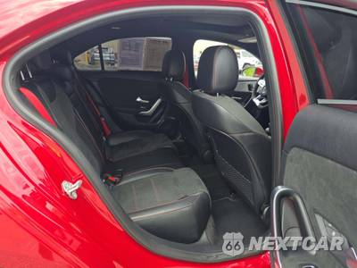 2021 Mercedes-Benz AMG A 35 4MATIC - zdjęcie 13 z 22 - miniatura