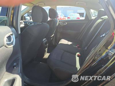 2019 Nissan Sentra SV - zdjęcie 10 z 28 - miniatura