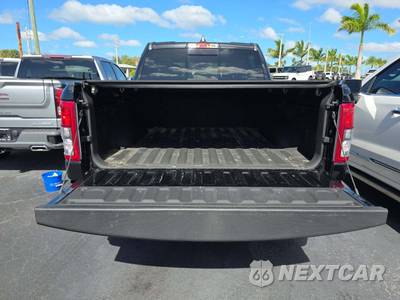 2021 Ram 1500 Big Horn Crew Cab Short Bed - zdjęcie 14 z 24 - miniatura