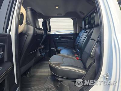 2021 Ram 5500 Cab Chassis Laramie Crew Cab DRW - zdjęcie 13 z 22 - miniatura