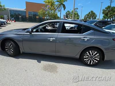 2024 Nissan Altima SV - zdjęcie 3 z 28 - miniatura