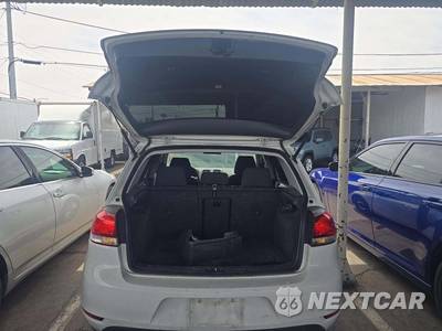 2013 Volkswagen Golf 2.0L TDI - zdjęcie 14 z 20 - miniatura